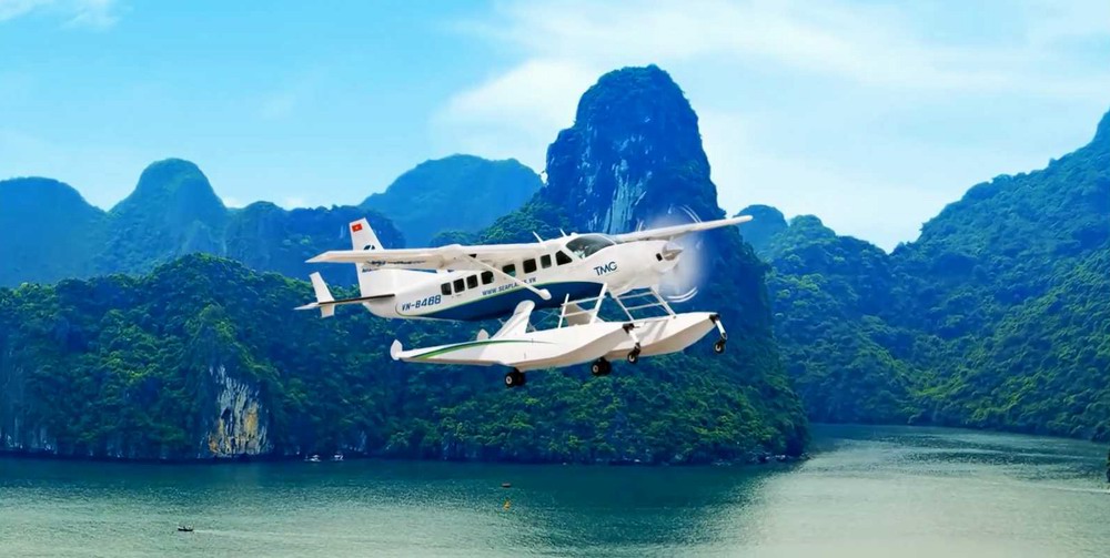 Travel Halong bay by seaplane
